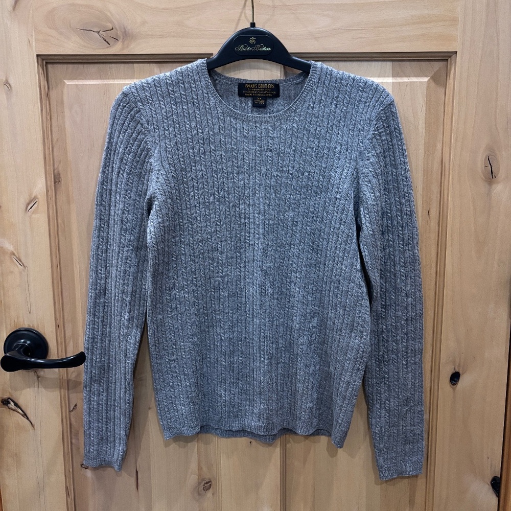 Brooks Brothers 100% Merino Wool Cable-Knit Ribbed Grey Sweater